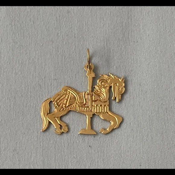 Jewelry - 14k Gold Carousel Horse Pendant